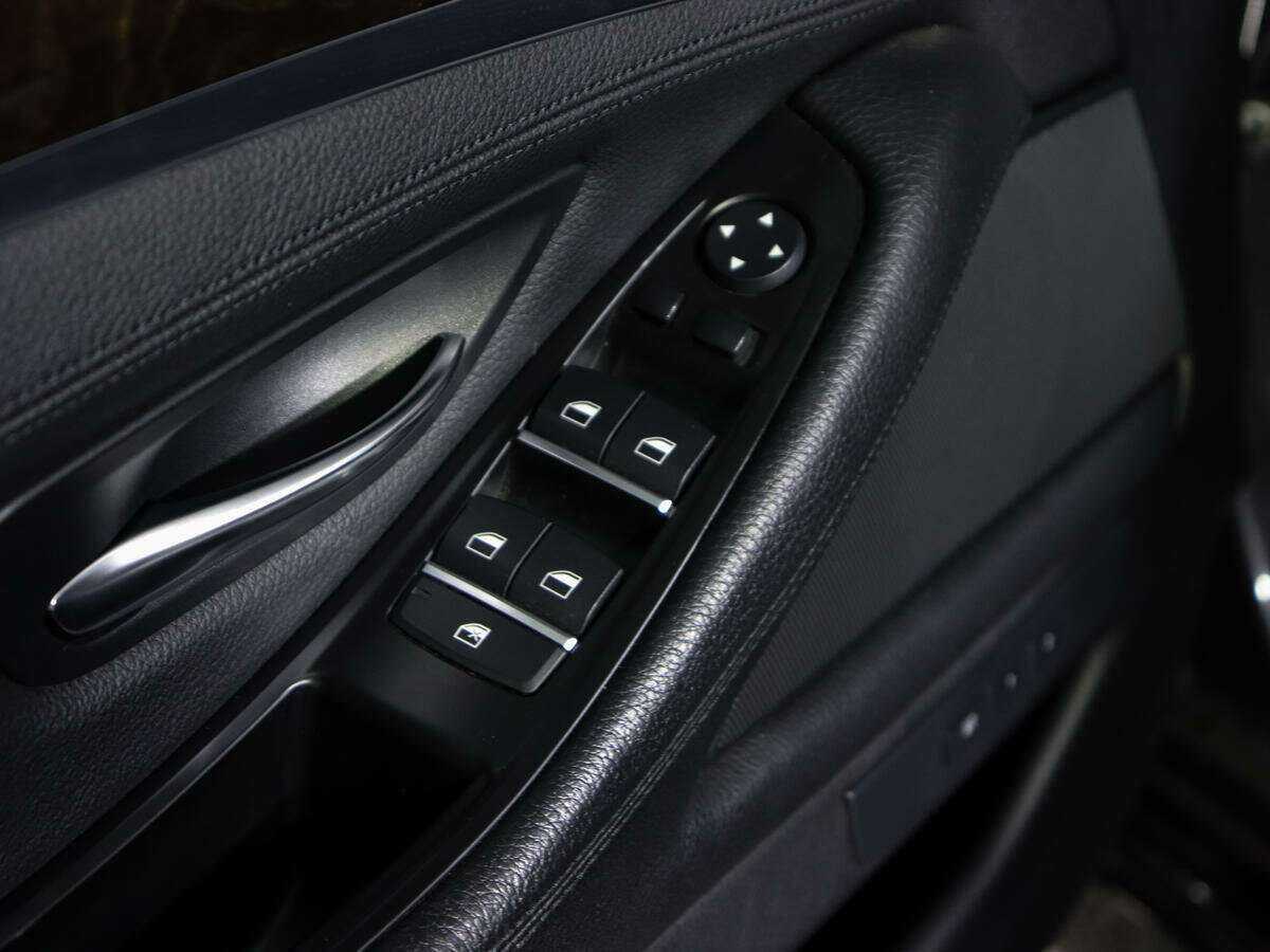 Купить BMW 5 серии с пробегом. Фото: #12