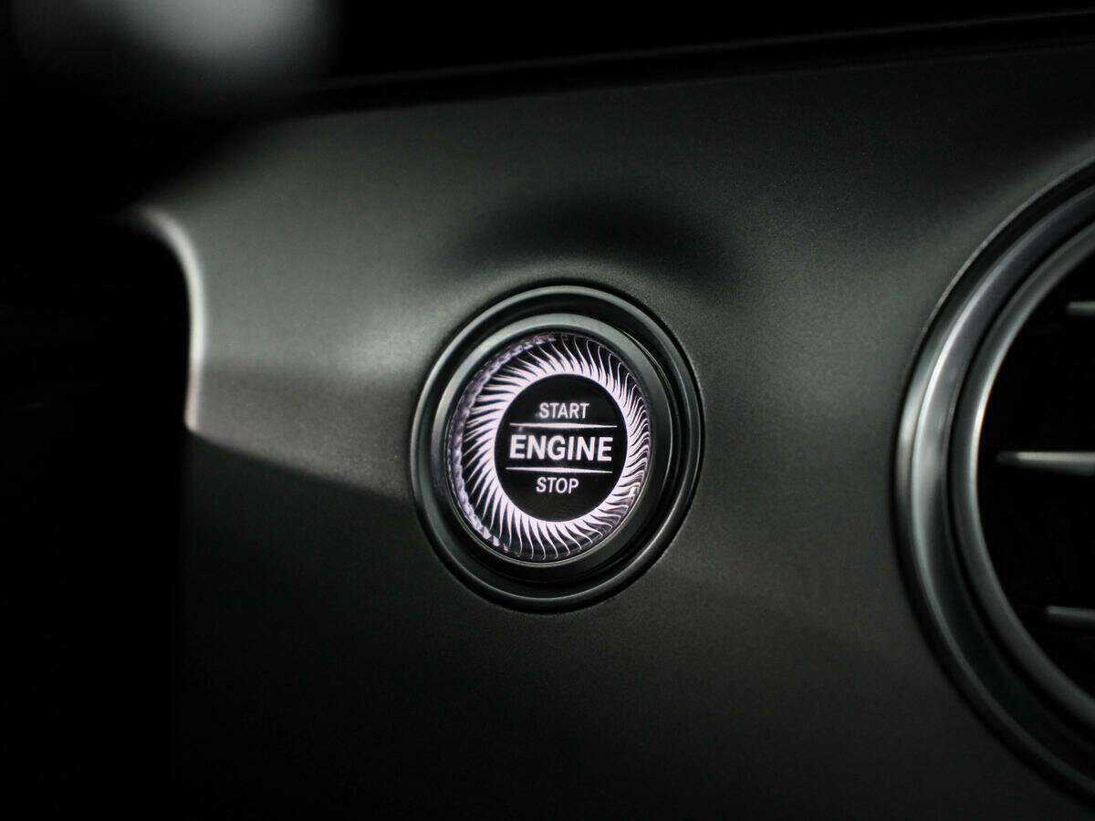 Купить Mercedes-Benz E-Класс с пробегом. Фото: #20