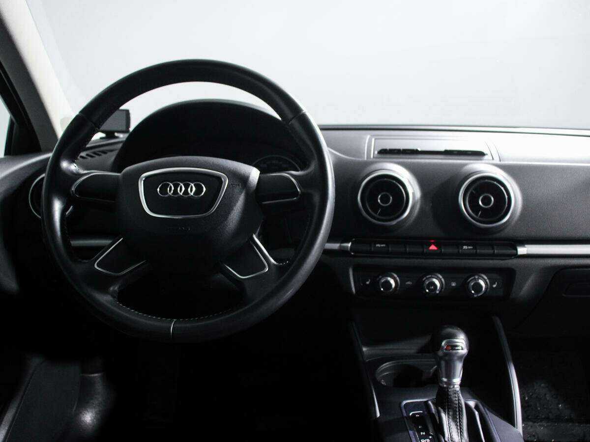Купить Audi A3 с пробегом. Фото: #11