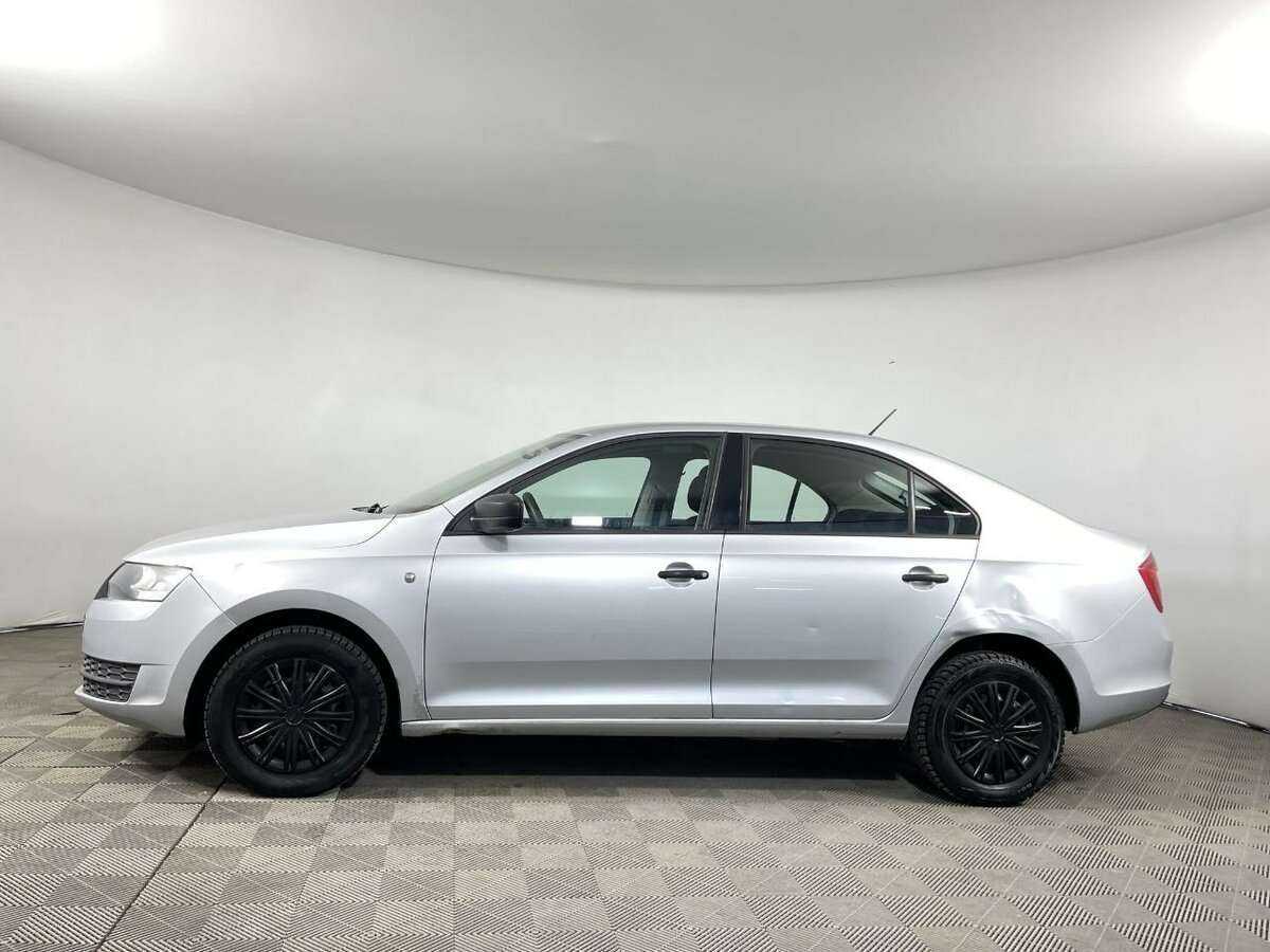 Купить Skoda Rapid с пробегом. Фото: #3