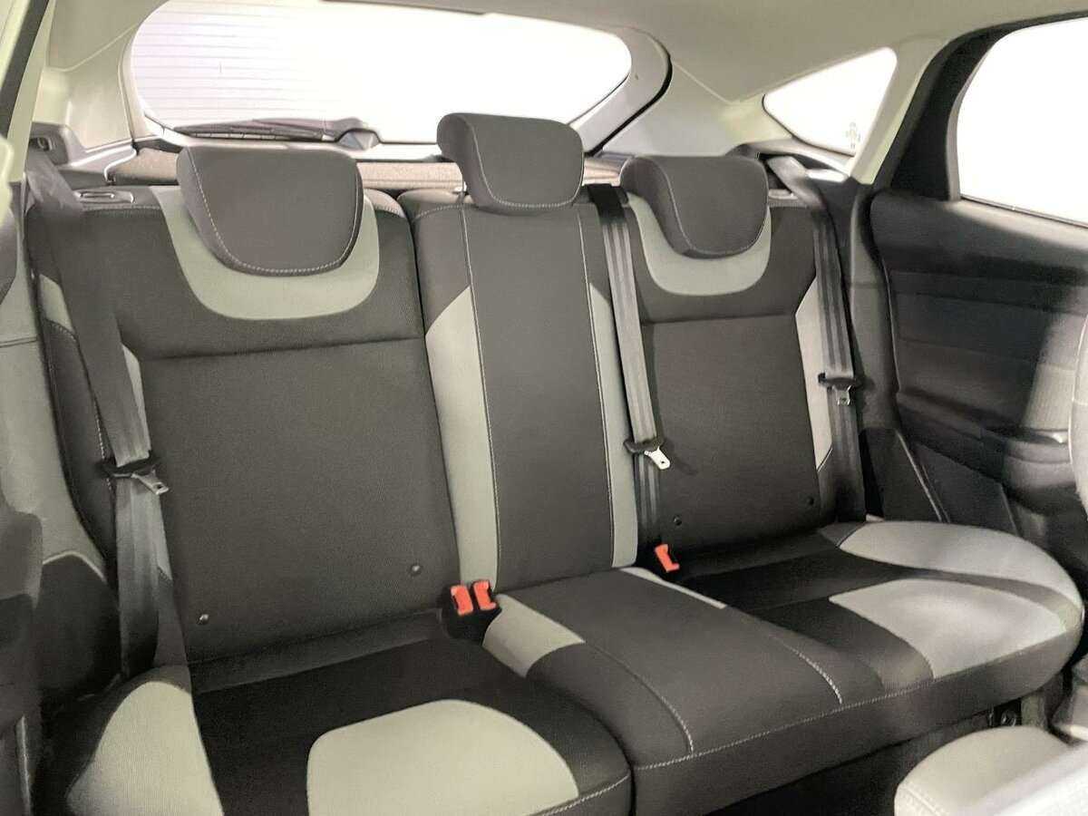 Купить Ford Focus с пробегом. Фото: #13