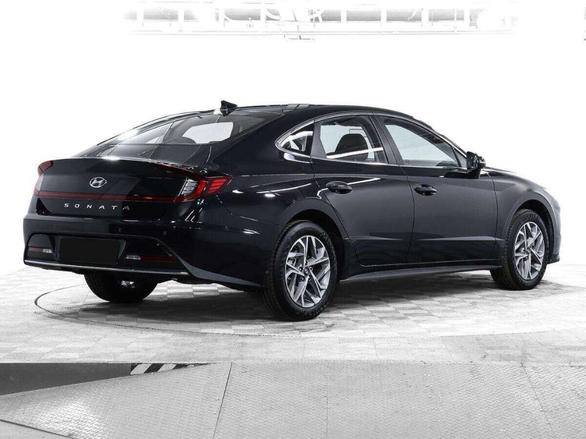 Купить Hyundai Sonata с пробегом. Фото: #4