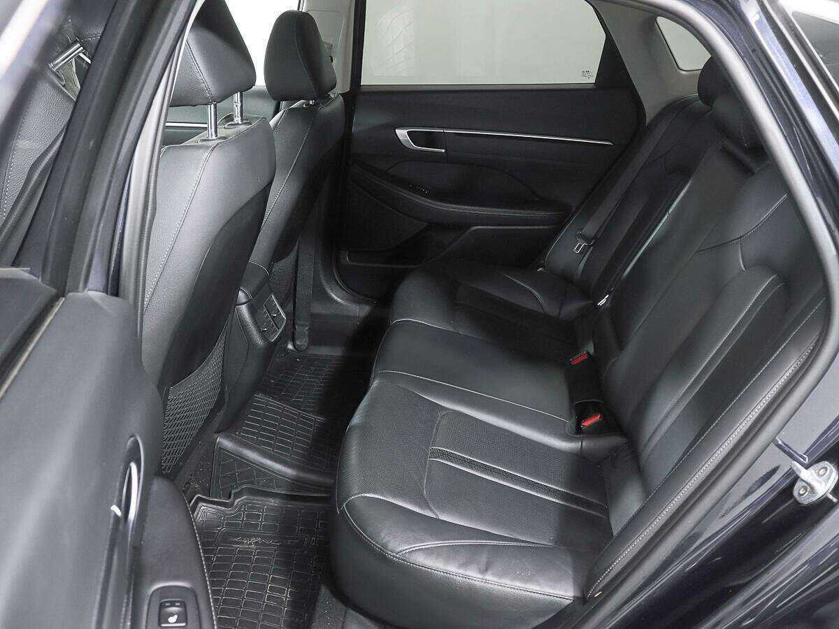 Купить Hyundai Sonata с пробегом. Фото: #9