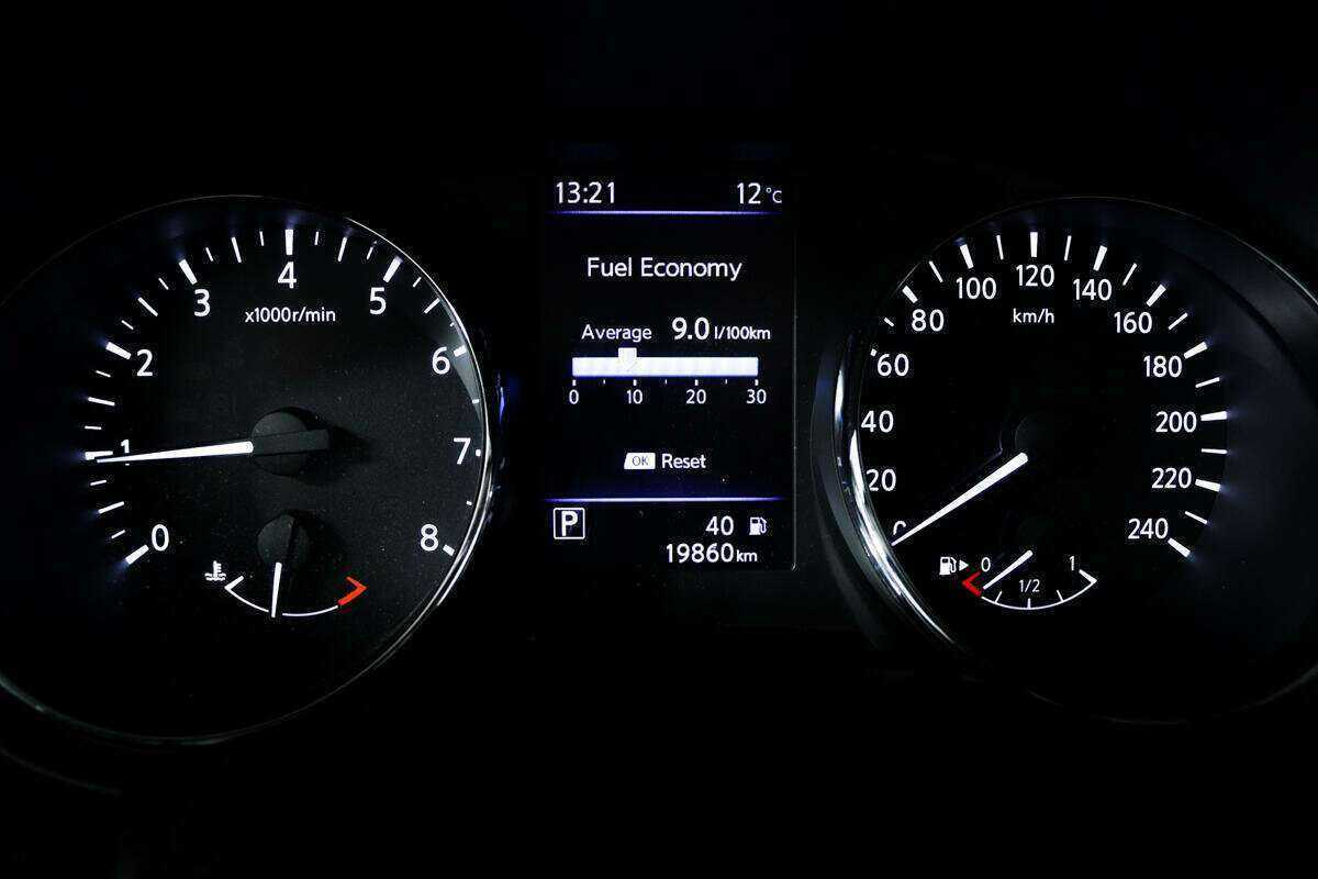 Купить Nissan X-Trail с пробегом. Фото: #9