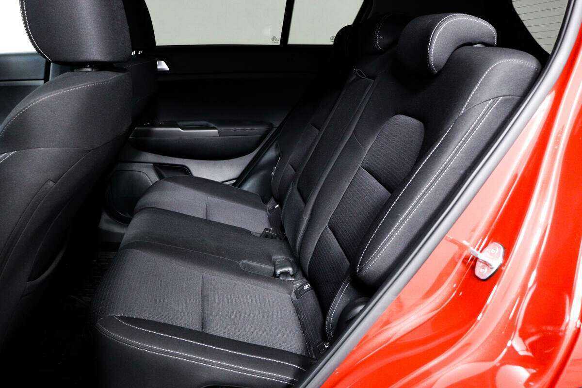 Купить Kia Sportage с пробегом. Фото: #11