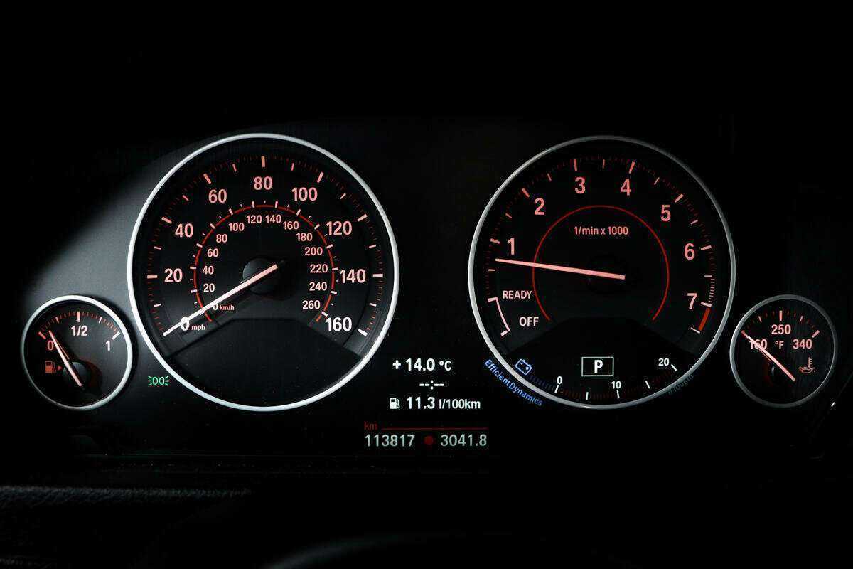 Купить BMW 3 серии с пробегом. Фото: #8