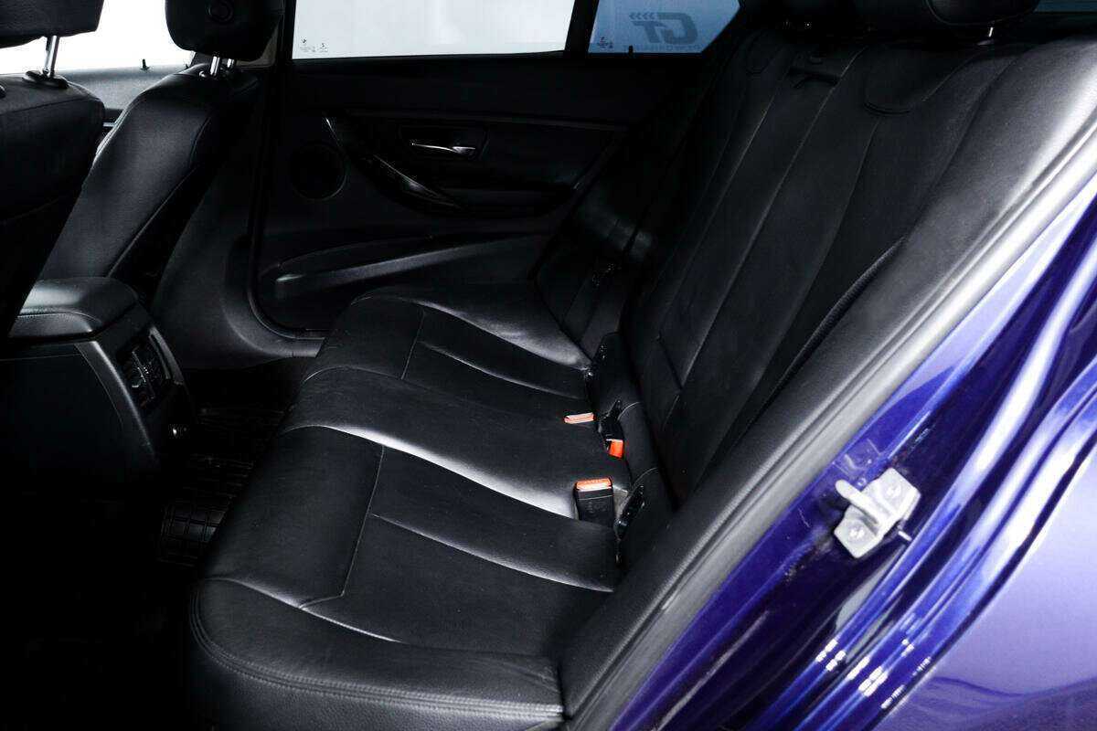 Купить BMW 3 серии с пробегом. Фото: #10