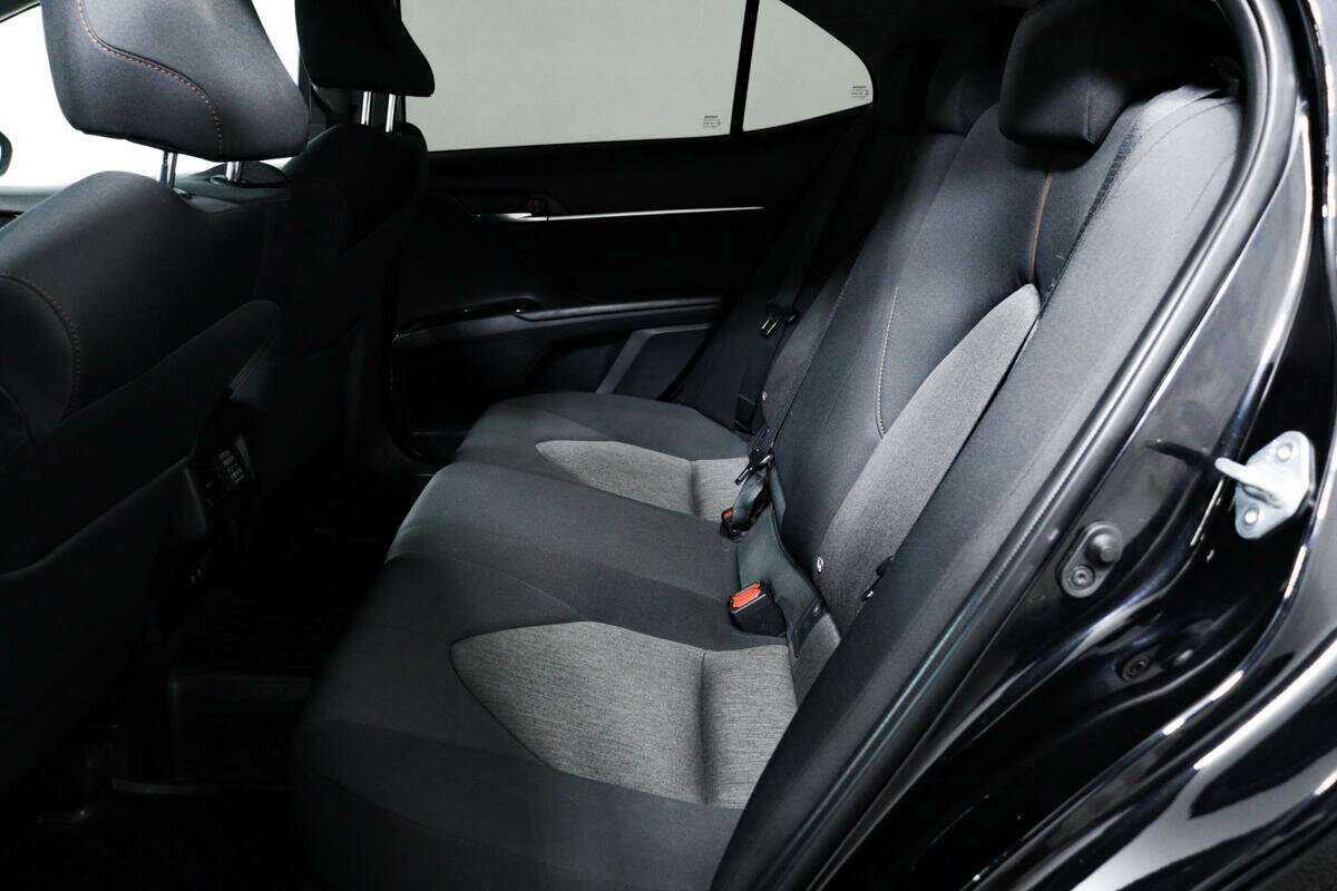 Купить Toyota Camry с пробегом. Фото: #10