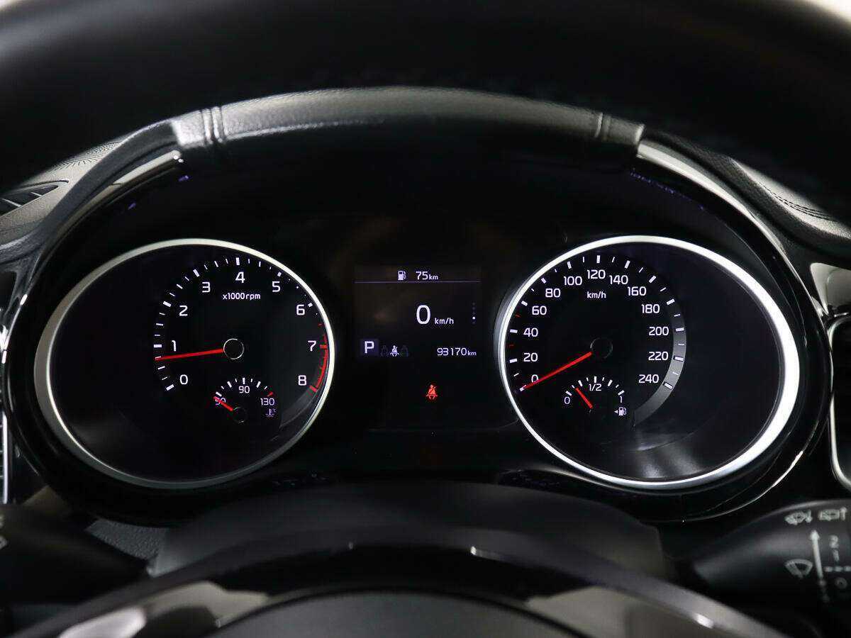 Купить Kia Ceed с пробегом. Фото: #9