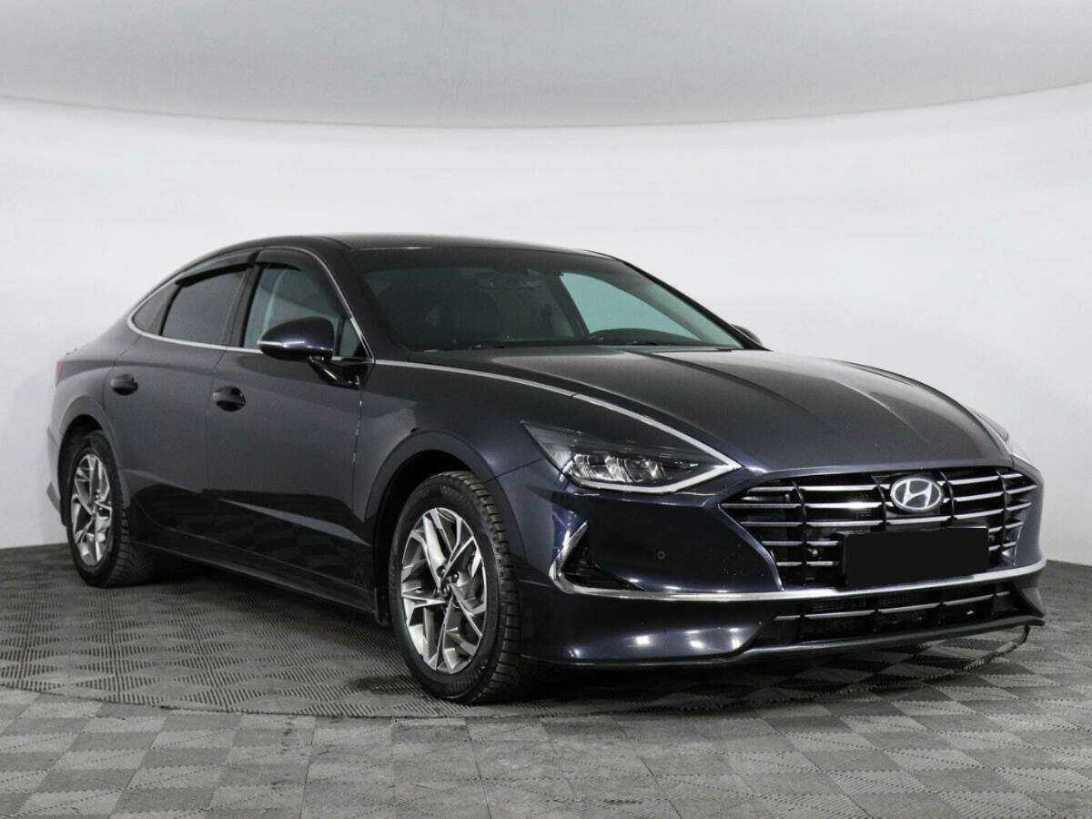 Купить Hyundai Sonata с пробегом. Фото: #2