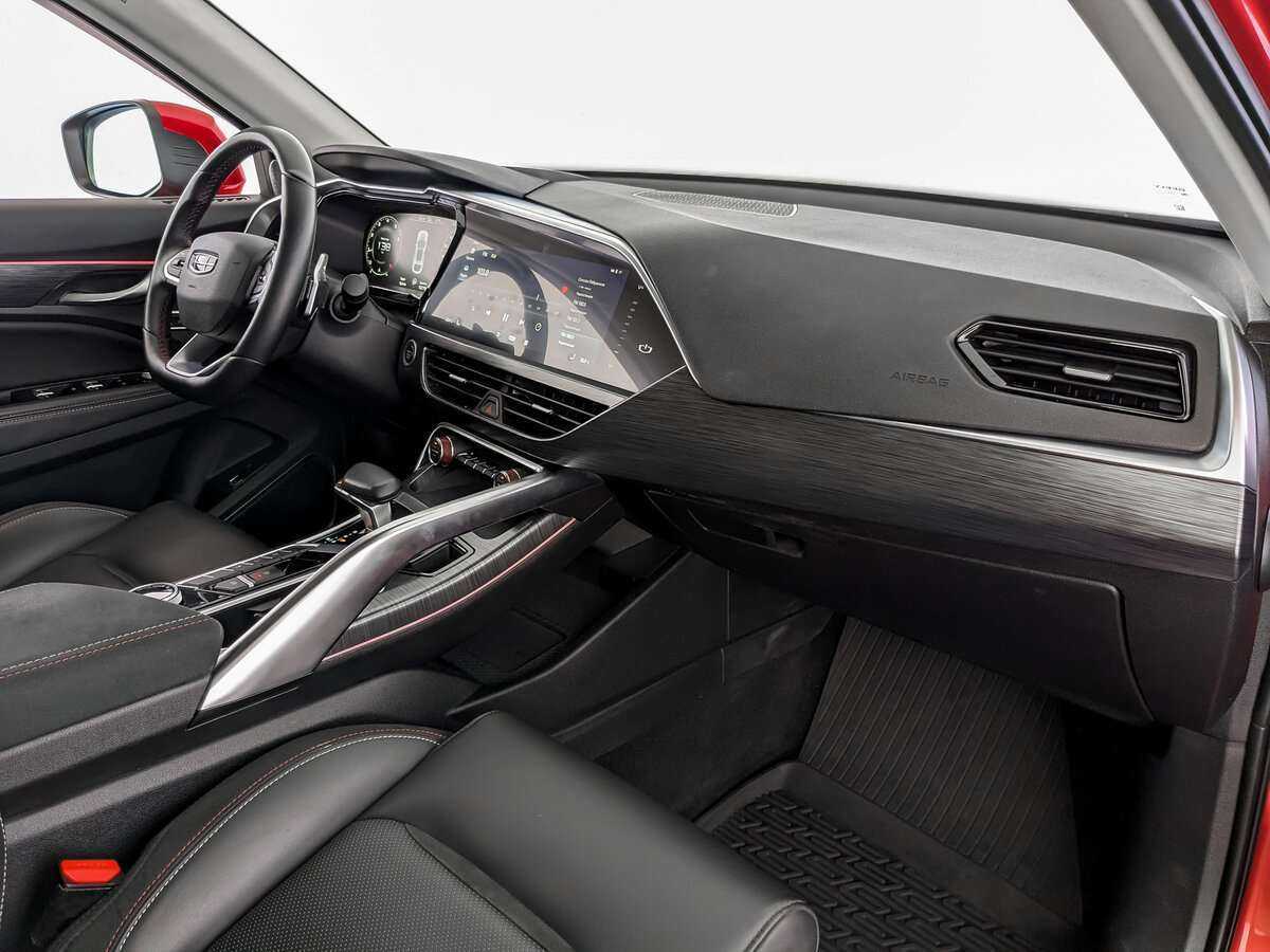 Купить Geely Tugella с пробегом. Фото: #8