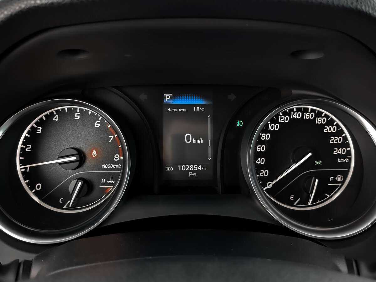 Купить Toyota Camry с пробегом. Фото: #11