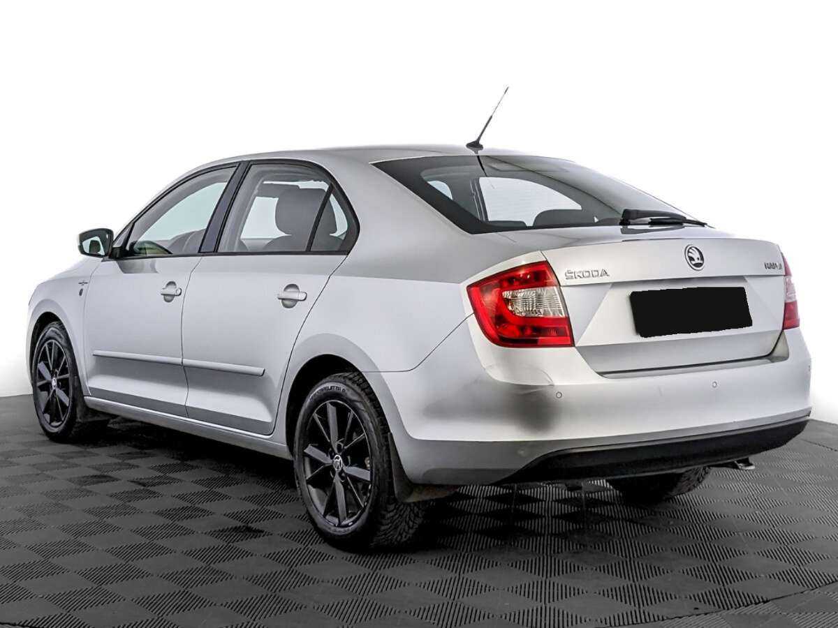 Купить Skoda Rapid с пробегом. Фото: #5