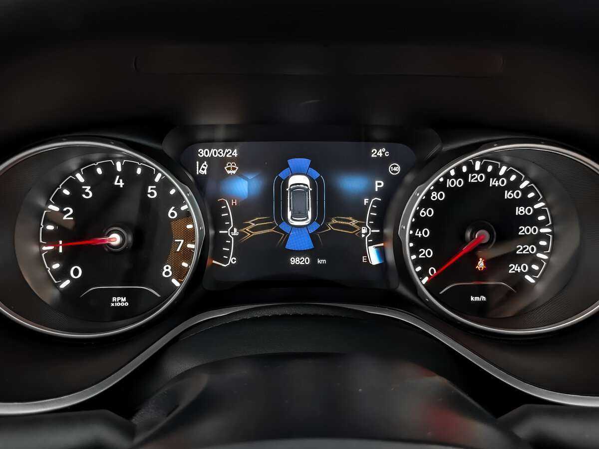 Купить Jeep Compass с пробегом. Фото: #11