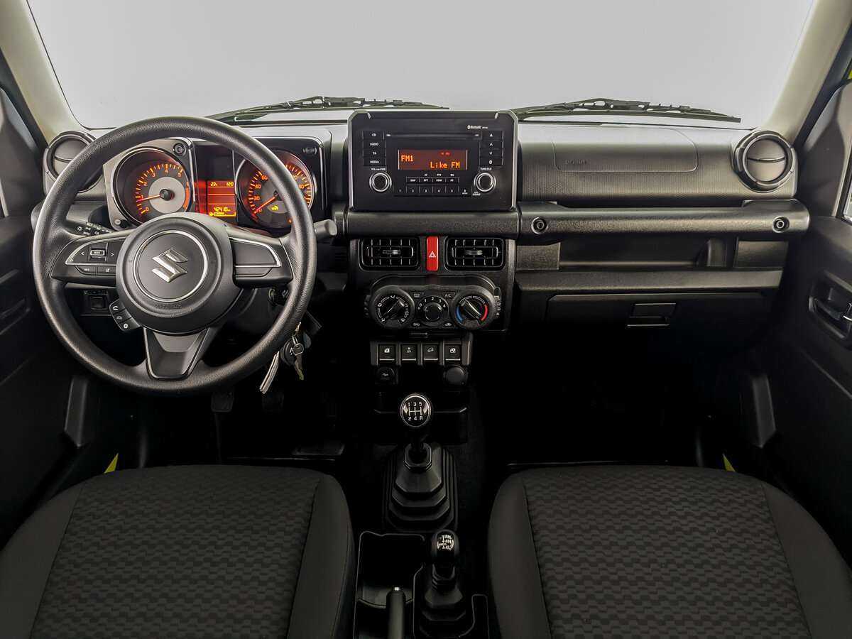 Купить Suzuki Jimny с пробегом. Фото: #11