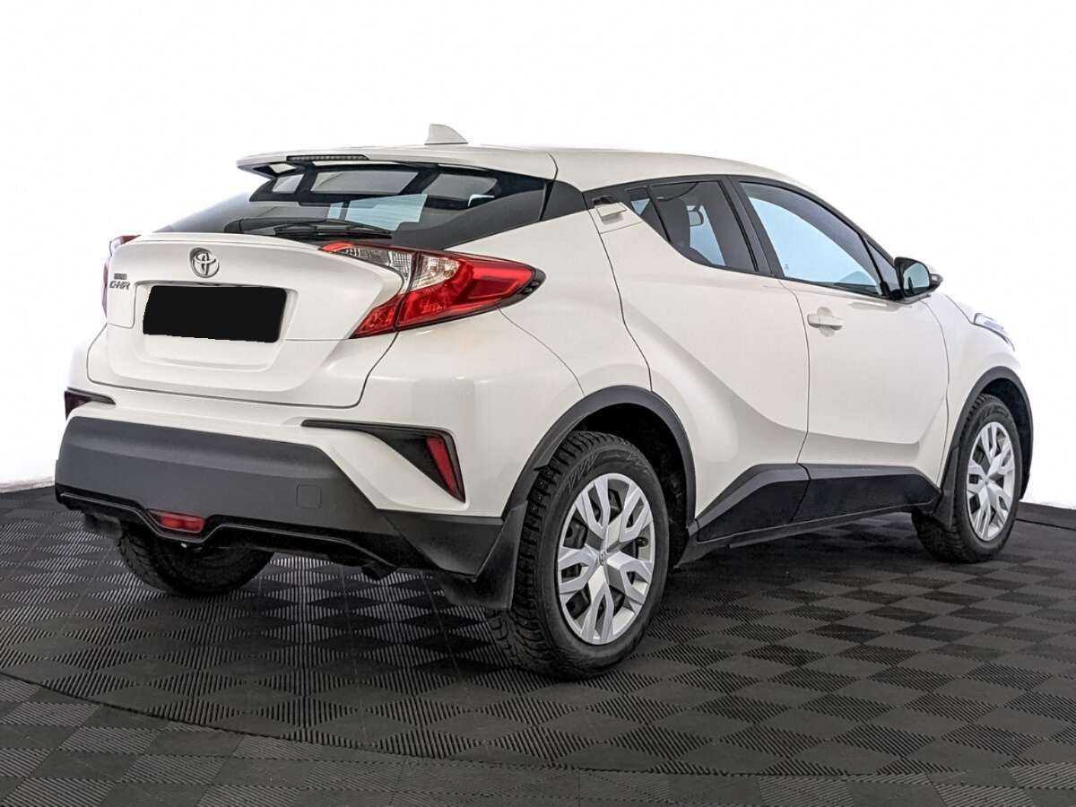 Купить Toyota C-HR с пробегом. Фото: #4