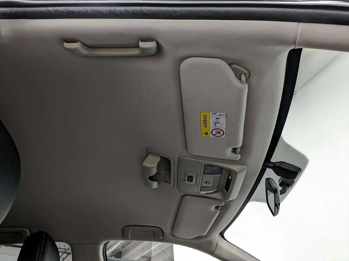 Купить Mitsubishi Outlander с пробегом. Фото: #18