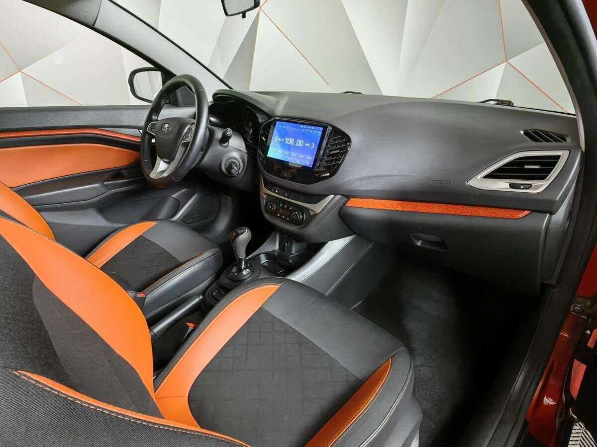 Купить Lada (ВАЗ) Vesta с пробегом. Фото: #8