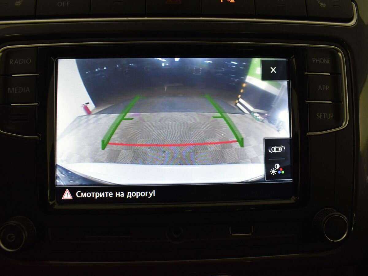 Купить Volkswagen Polo с пробегом. Фото: #12