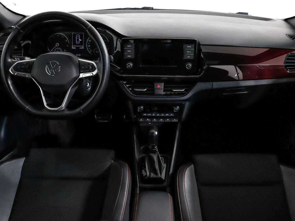 Купить Volkswagen Polo с пробегом. Фото: #11