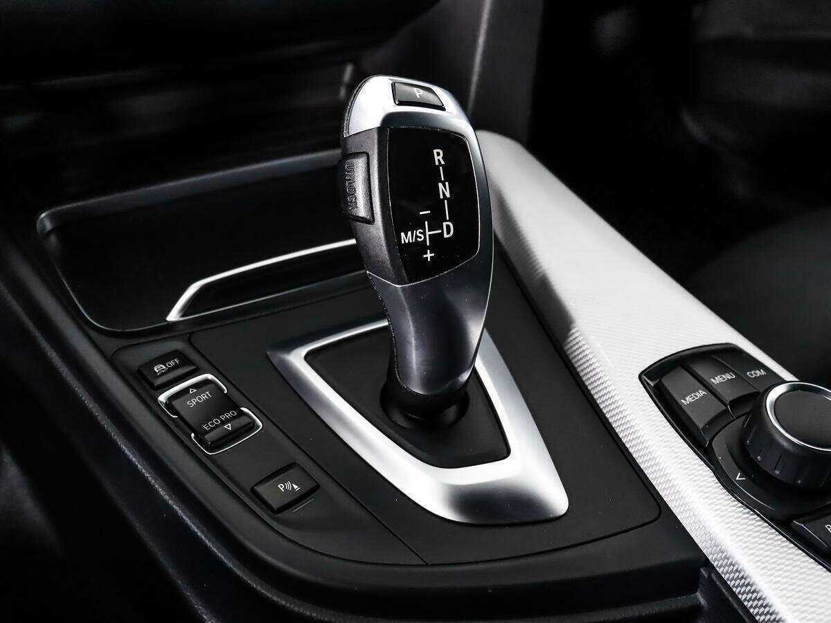 Купить BMW 3 серии с пробегом. Фото: #9