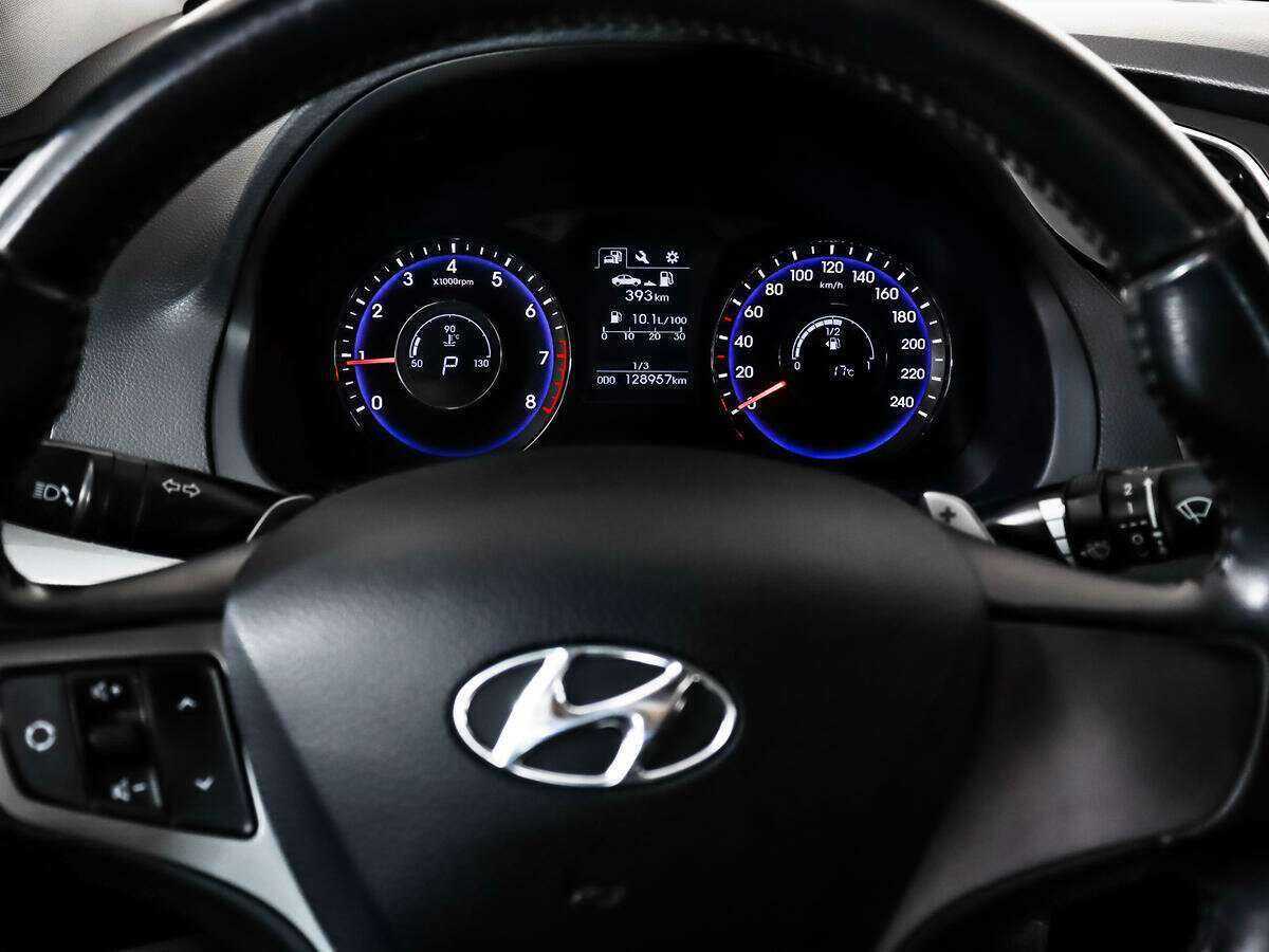 Купить Hyundai i40 с пробегом. Фото: #14