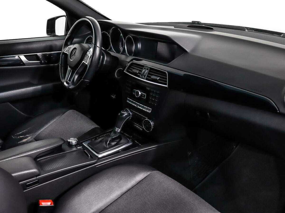 Купить Mercedes-Benz C-Класс с пробегом. Фото: #10