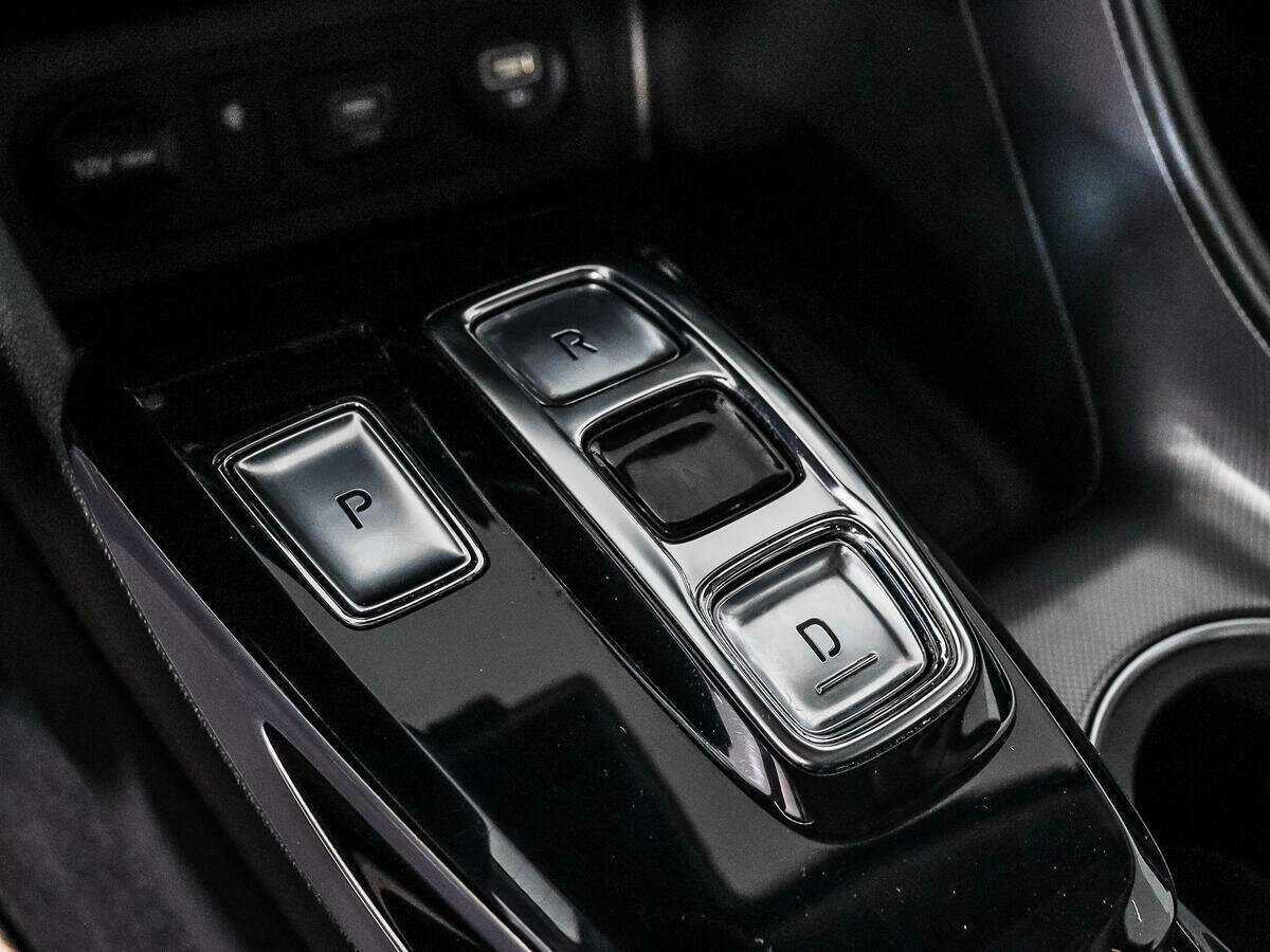 Купить Hyundai Sonata с пробегом. Фото: #11