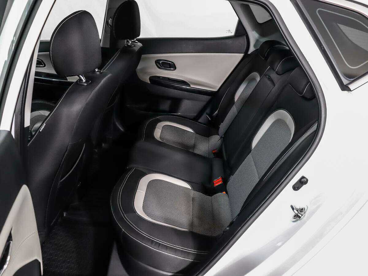 Купить Kia Ceed с пробегом. Фото: #8