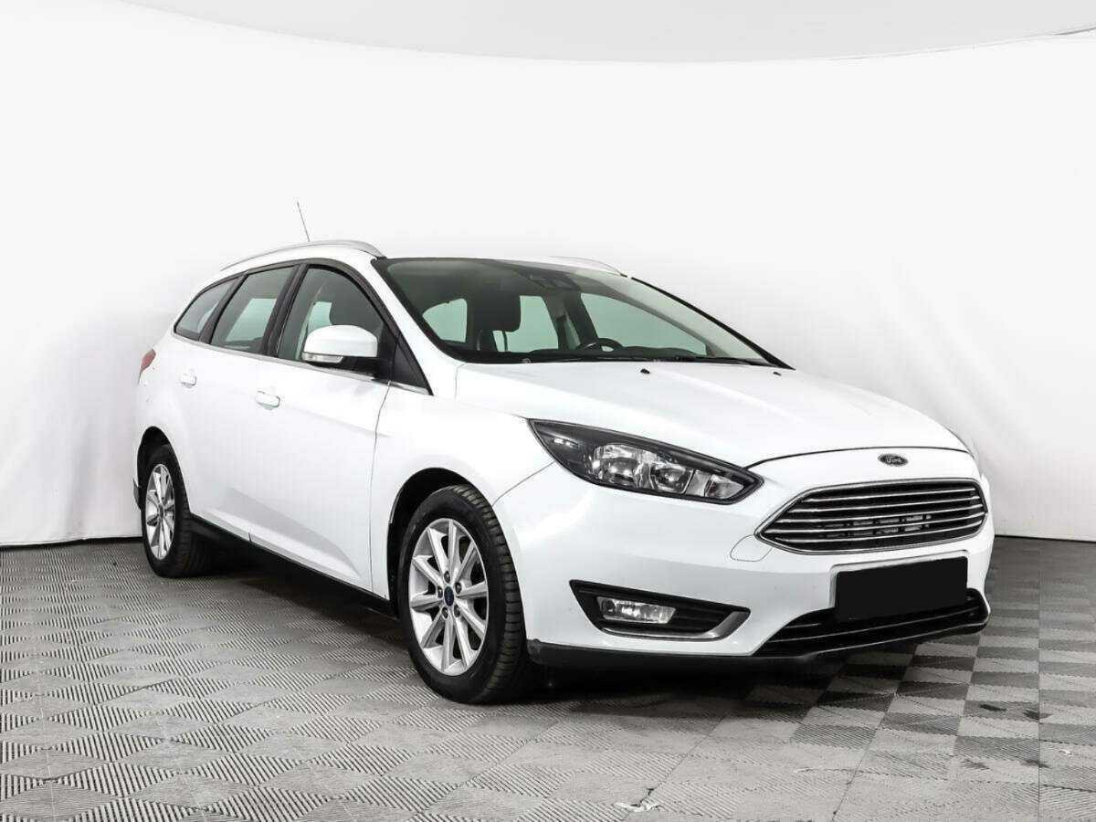 Купить Ford Focus с пробегом. Фото: #2