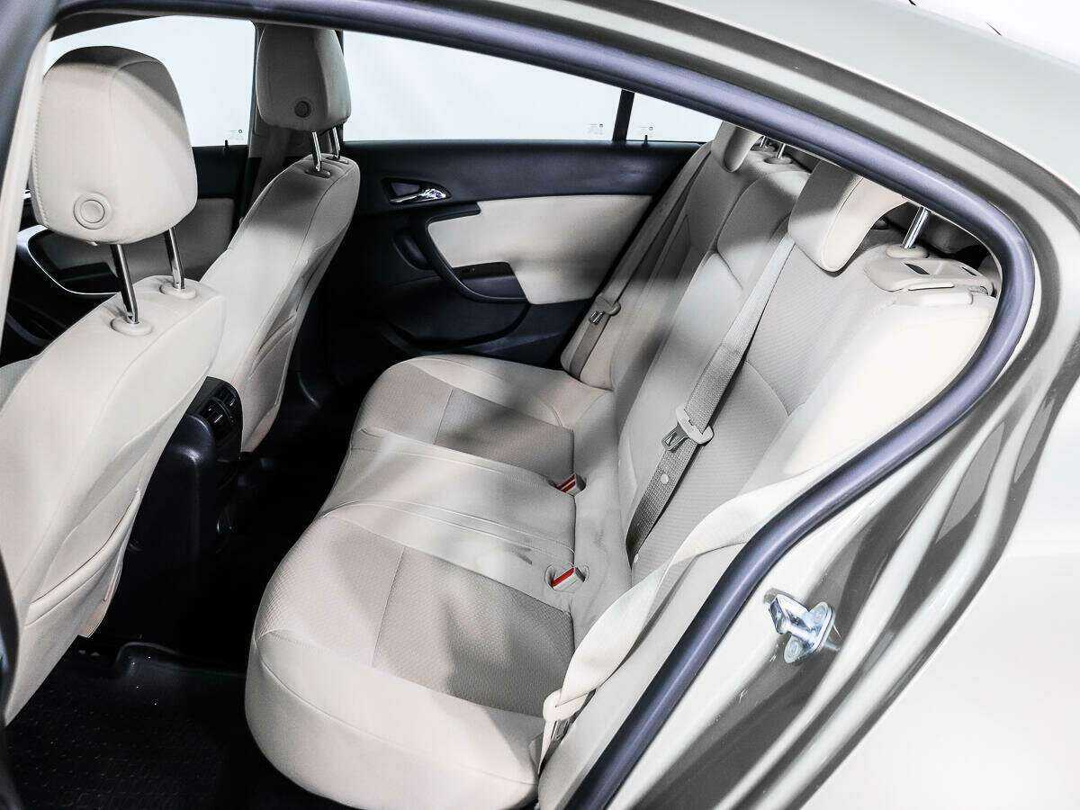 Купить Opel Insignia с пробегом. Фото: #10
