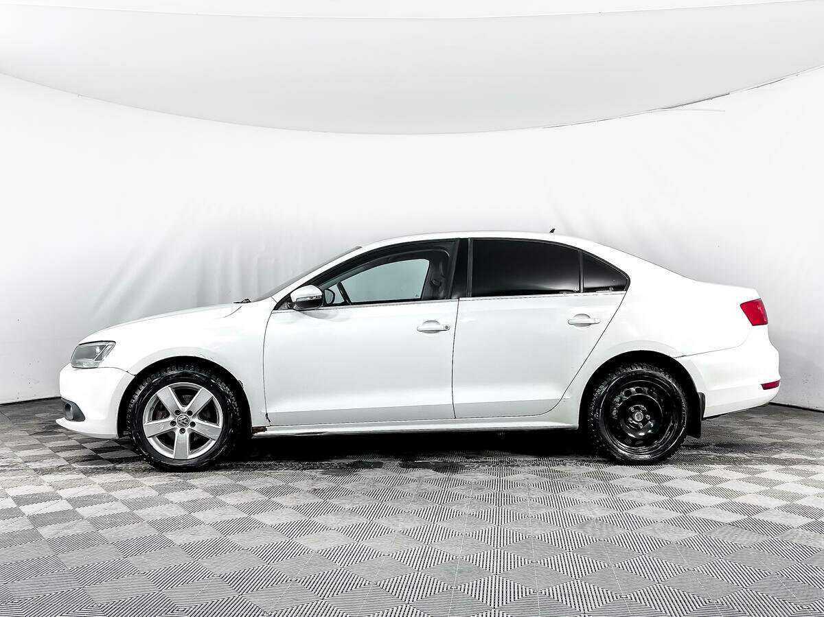 Купить Volkswagen Jetta с пробегом. Фото: #7
