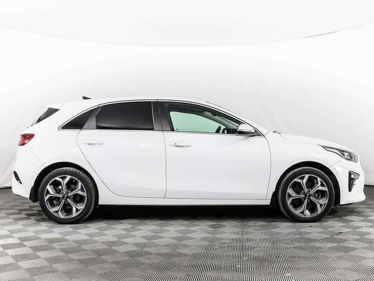 Купить Kia Ceed с пробегом. Фото: #3