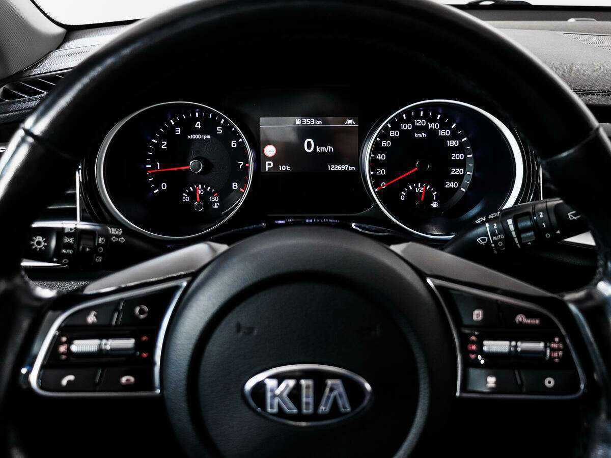 Купить Kia Ceed с пробегом. Фото: #19