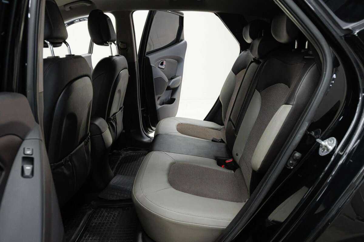 Купить Hyundai ix35 с пробегом. Фото: #15