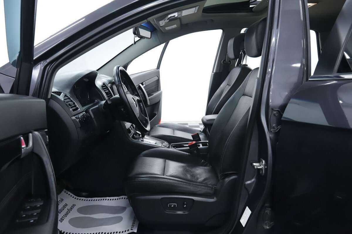 Купить Chevrolet Captiva с пробегом. Фото: #7