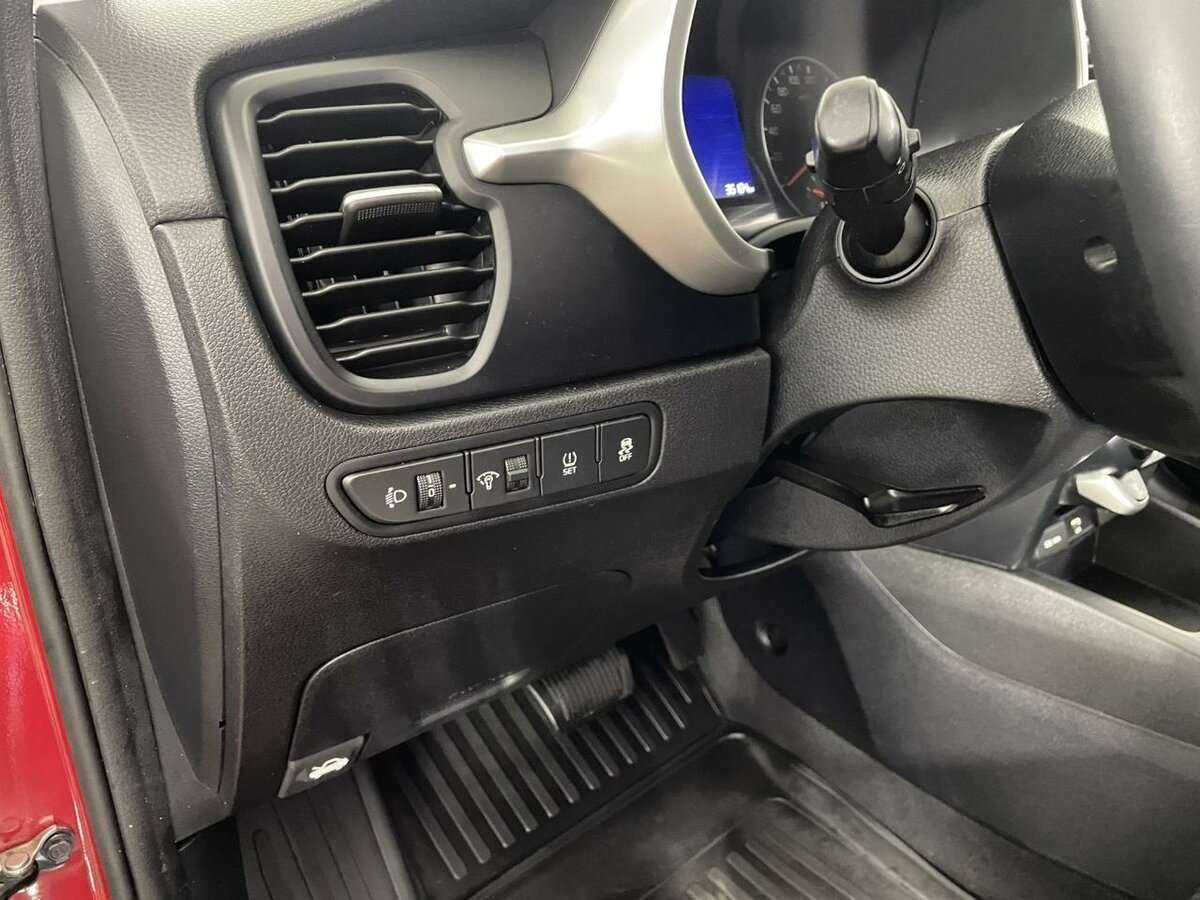 Купить Kia Rio с пробегом. Фото: #8