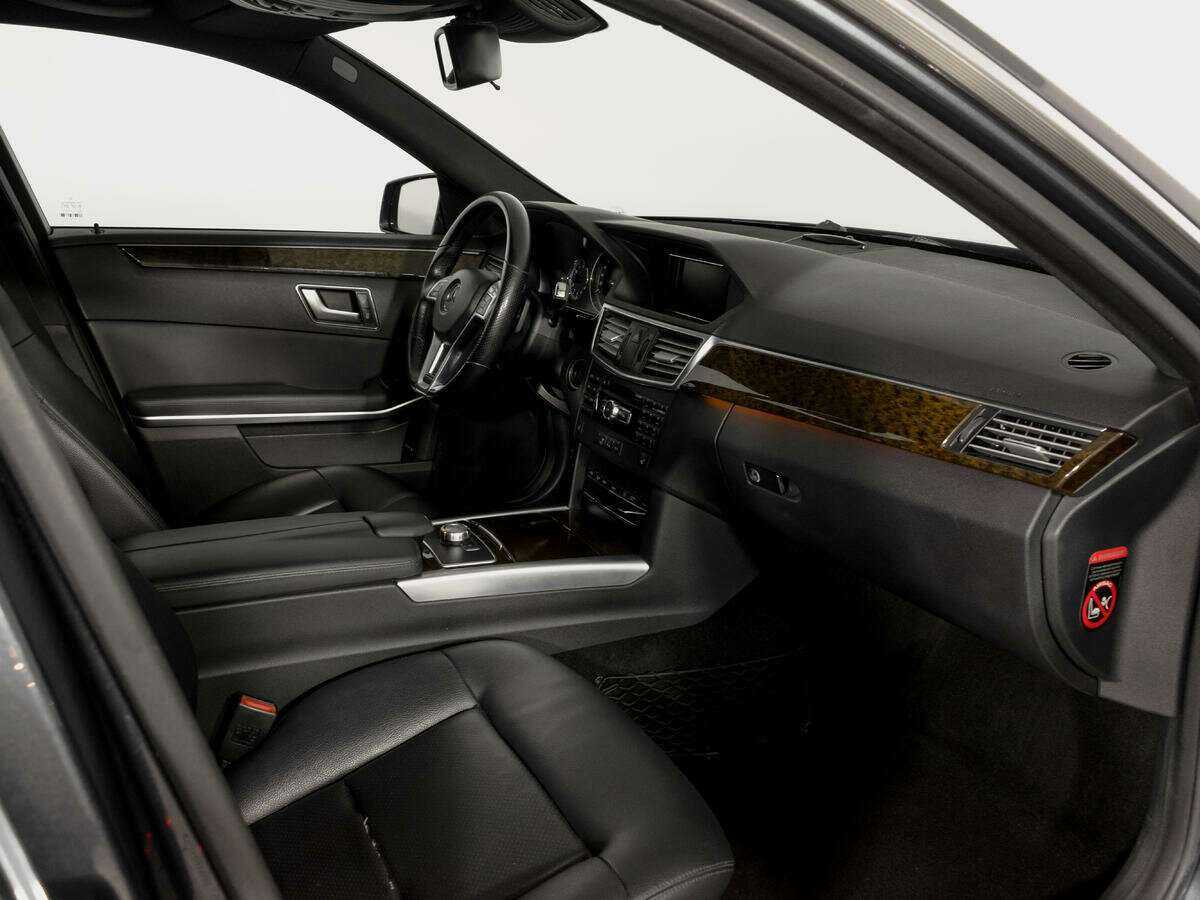 Купить Mercedes-Benz E-Класс с пробегом. Фото: #8