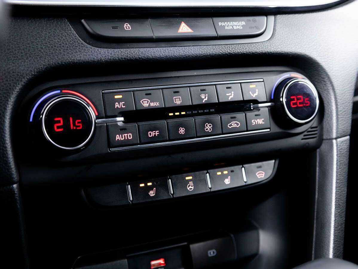 Купить Kia Ceed с пробегом. Фото: #21