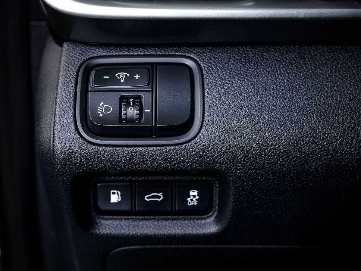 Купить Kia Optima с пробегом. Фото: #19