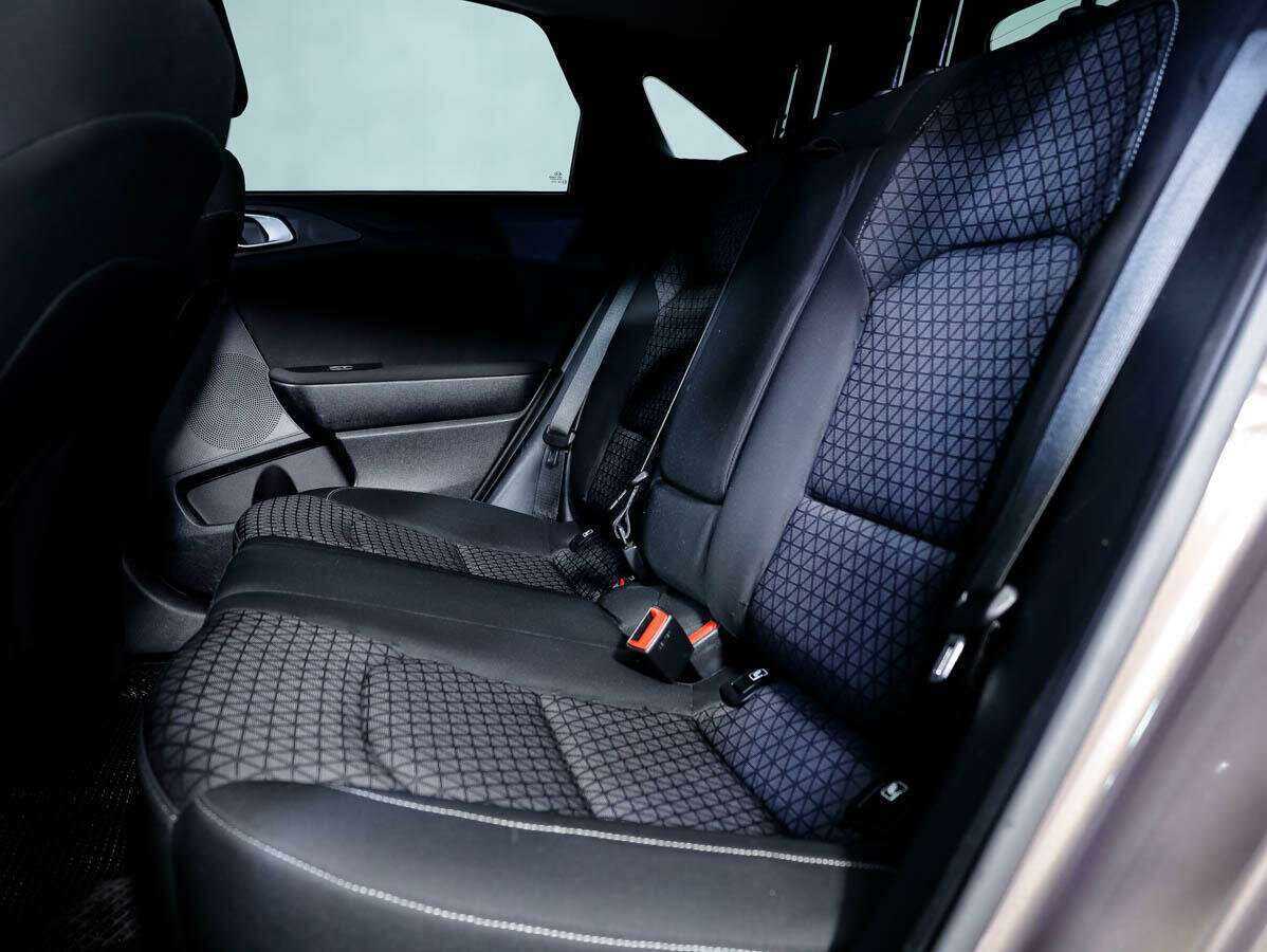 Купить Kia Ceed с пробегом. Фото: #11