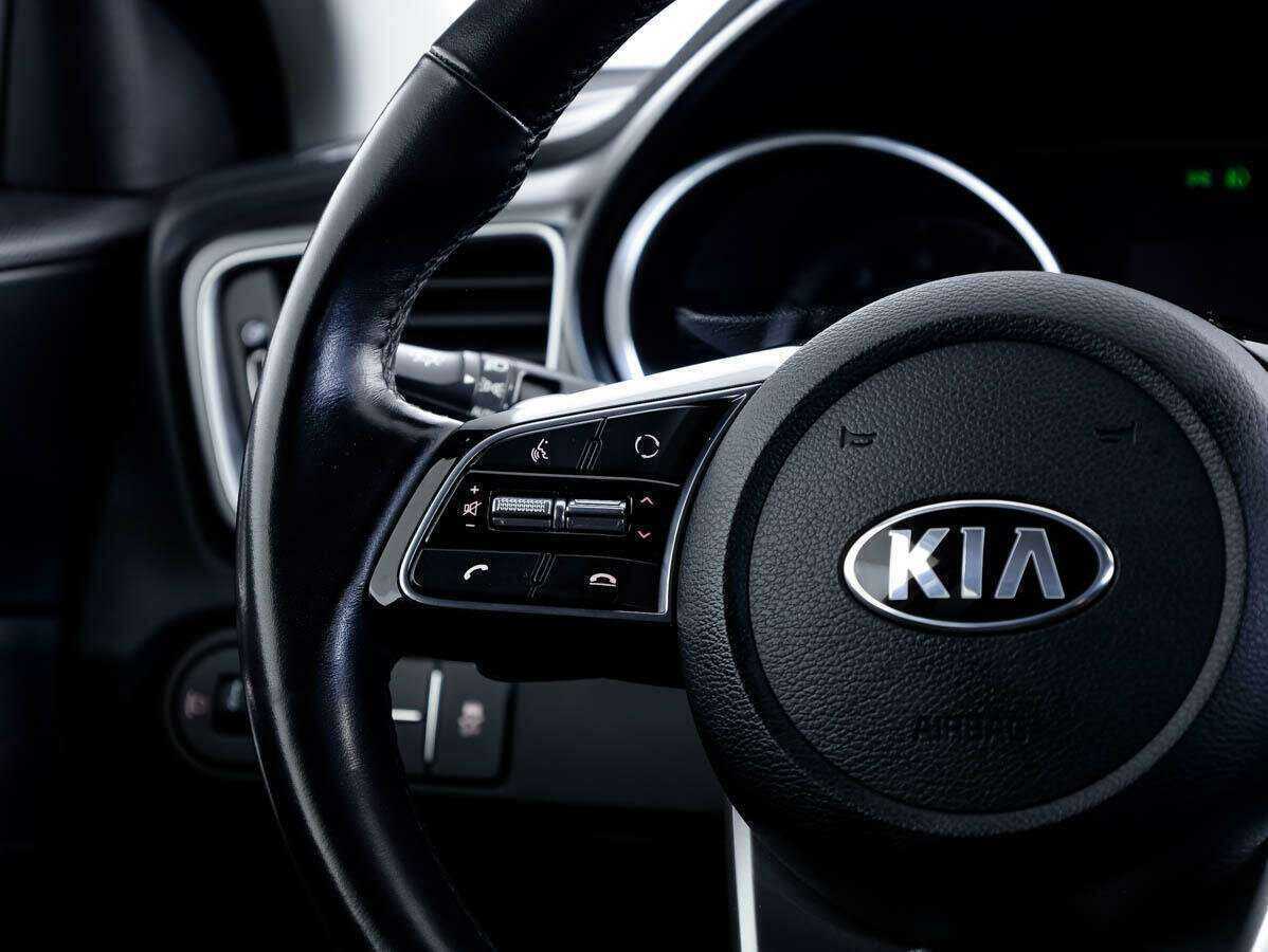 Купить Kia Ceed с пробегом. Фото: #14