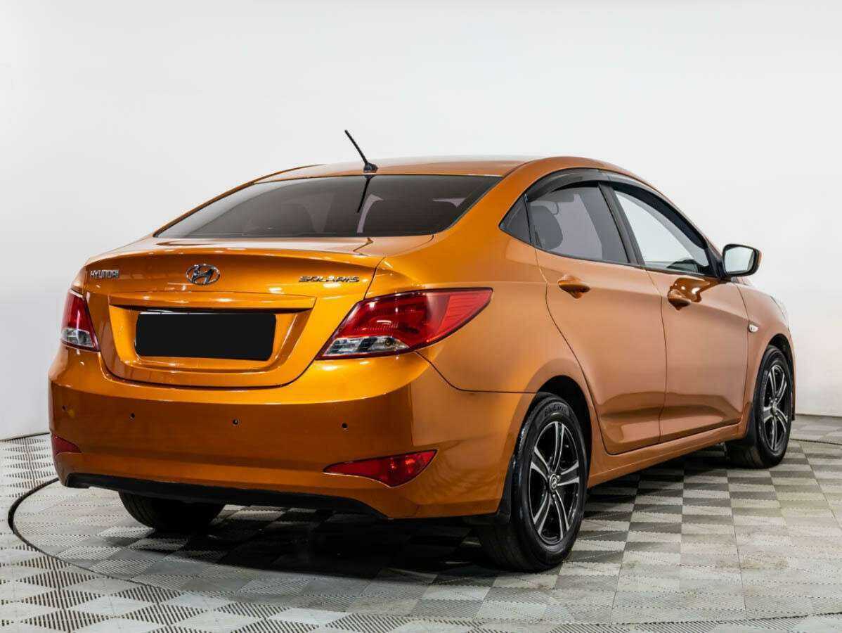 Купить Hyundai Solaris с пробегом. Фото: #3