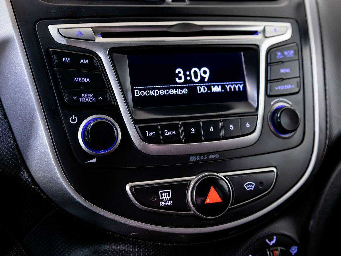 Купить Hyundai Solaris с пробегом. Фото: #14