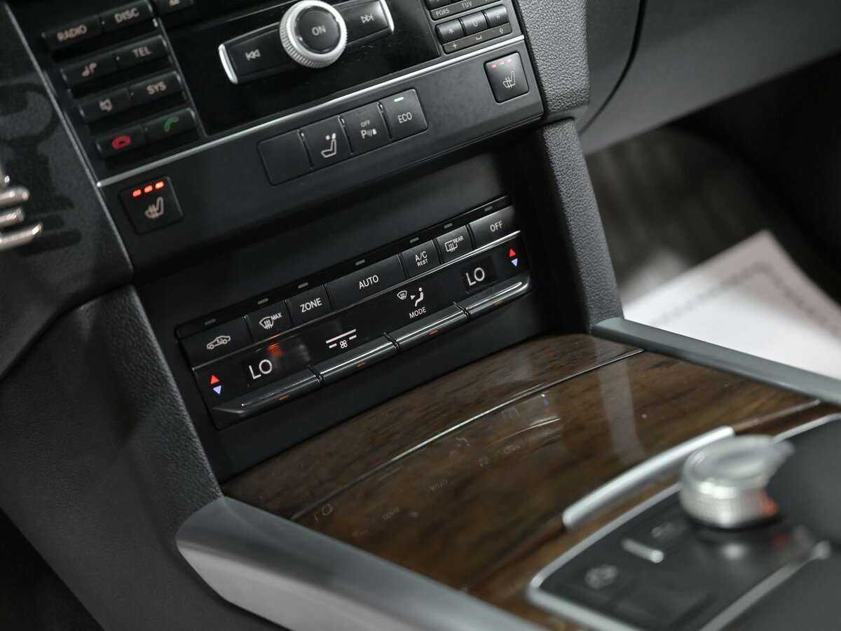 Купить Mercedes-Benz E-Класс с пробегом. Фото: #12