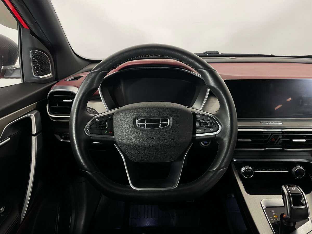 Купить Geely Coolray с пробегом. Фото: #9