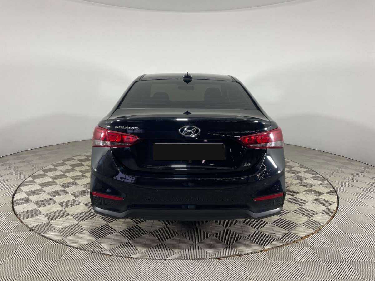 Купить Hyundai Solaris с пробегом. Фото: #4