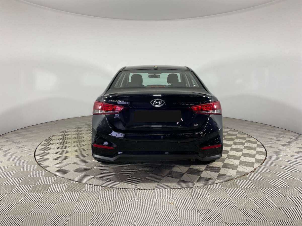 Купить Hyundai Solaris с пробегом. Фото: #4