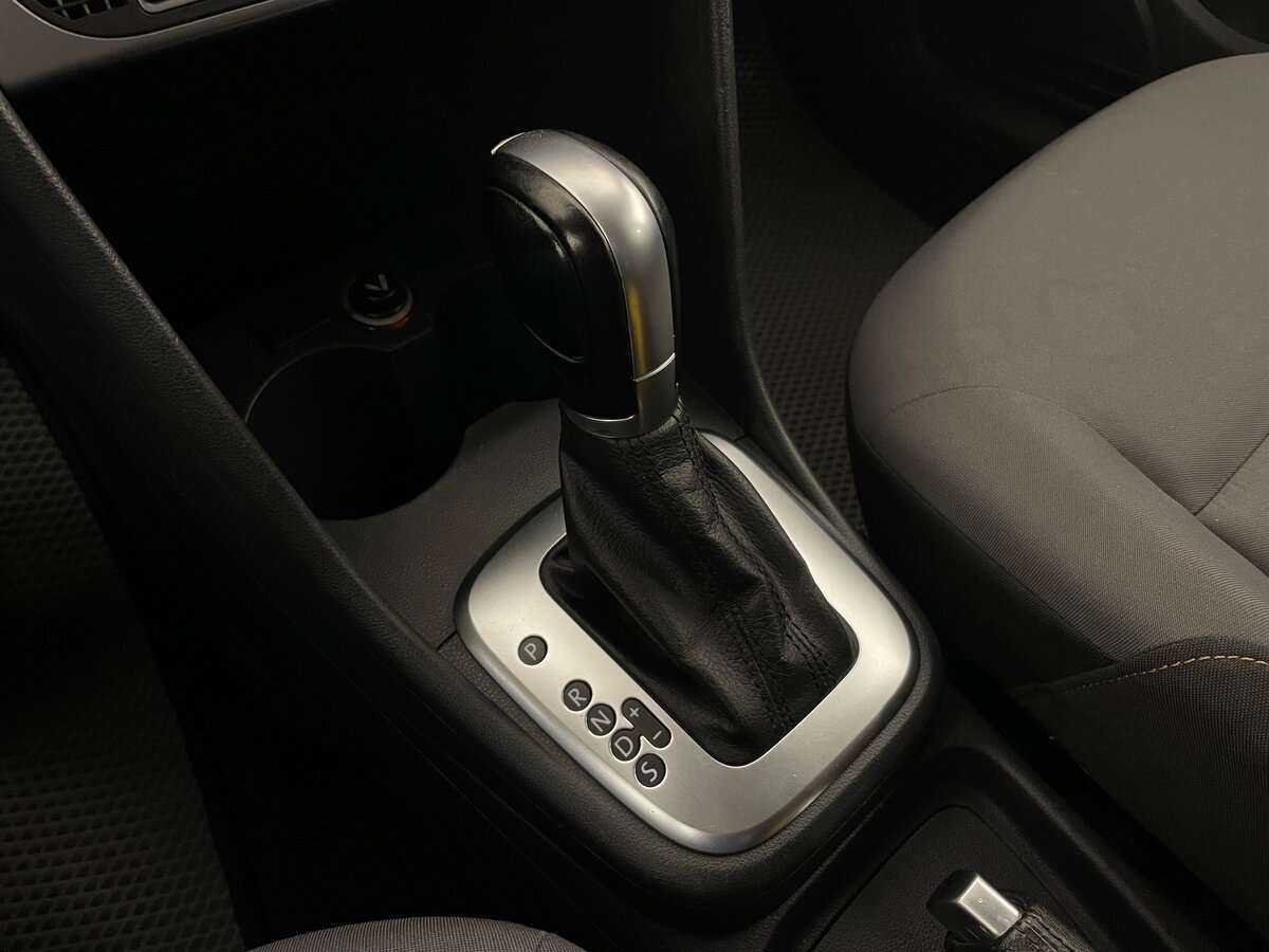 Купить Volkswagen Polo с пробегом. Фото: #15