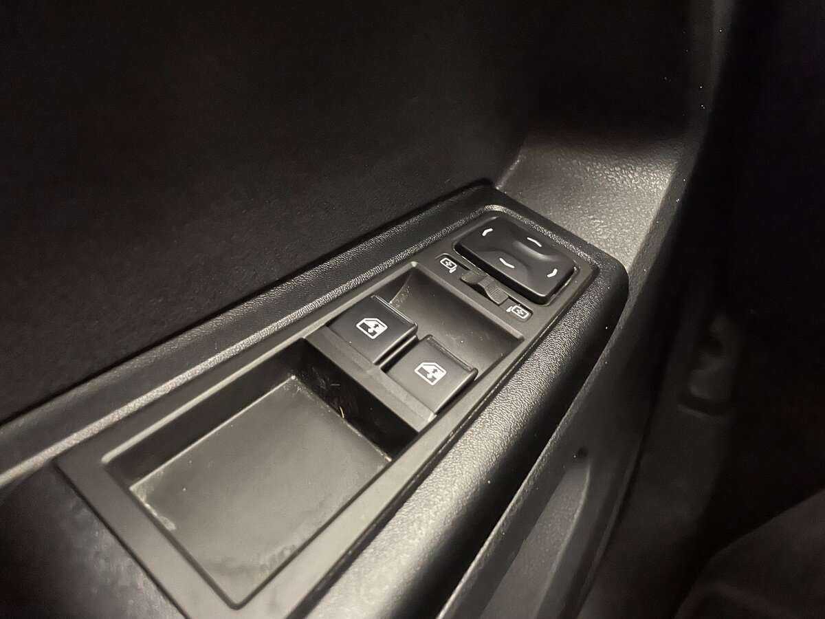 Купить Lada (ВАЗ) Vesta с пробегом. Фото: #14